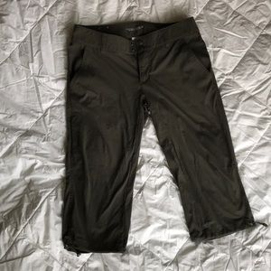 NWOT Columbia Olive Grn/Sz 8/ hiking-trail Capris